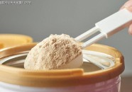 免费鸡蛋引发的“吃瓜”大戏：透视老年教育市场的乱象