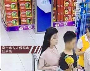 男生摘女生胸罩视频,男生意外目睹女生胸罩引发热议