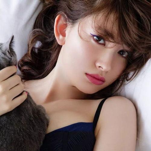 日本艺人 ins 推,揭秘明星私生活与时尚潮流