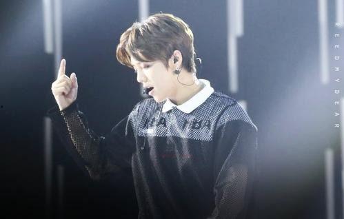 鹿晗娱乐吃瓜是真的吗知乎,真相揭秘还是网络谣言？